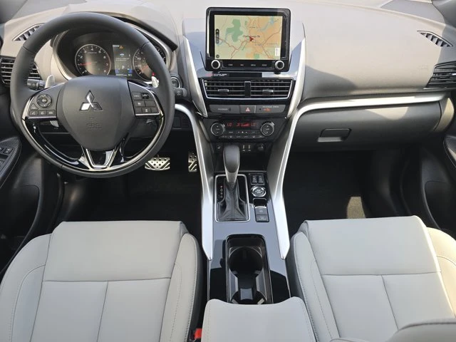 2025 Mitsubishi Eclipse Cross - Image 3 of 15