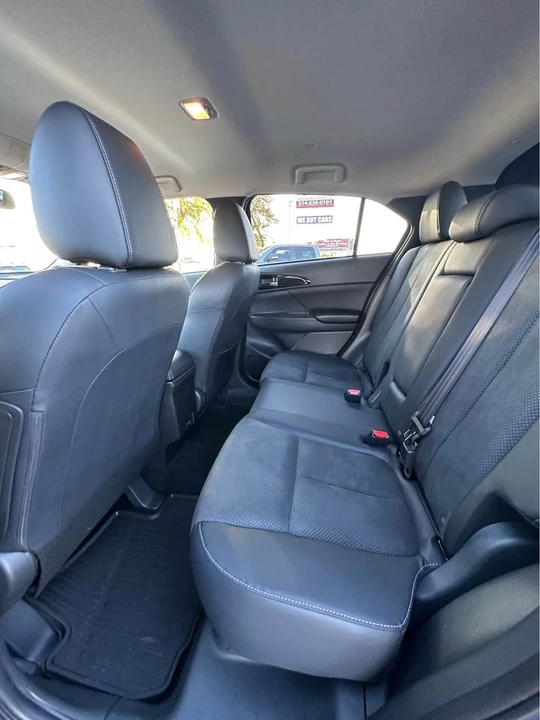 2025 Mitsubishi Eclipse Cross - Image 9 of 9