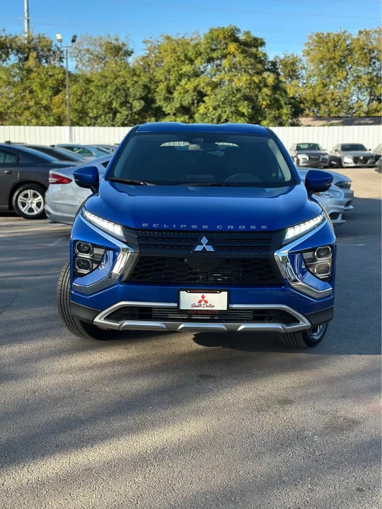 2025 Mitsubishi Eclipse Cross - Image 2 of 9