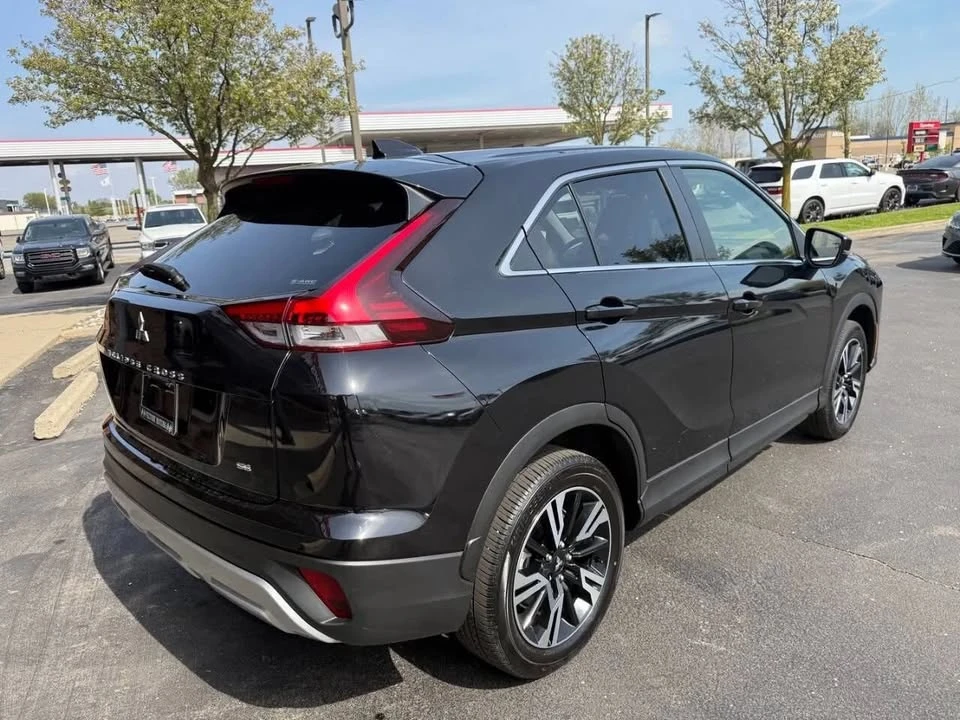 2025 Mitsubishi Eclipse Cross - Image 9 of 20
