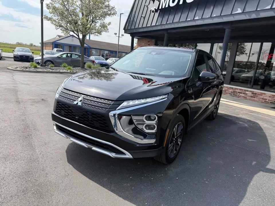 2025 Mitsubishi Eclipse Cross - Image 3 of 20