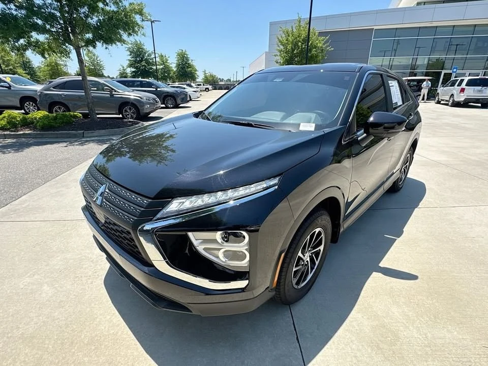 2025 Mitsubishi Eclipse Cross - Image 5 of 20