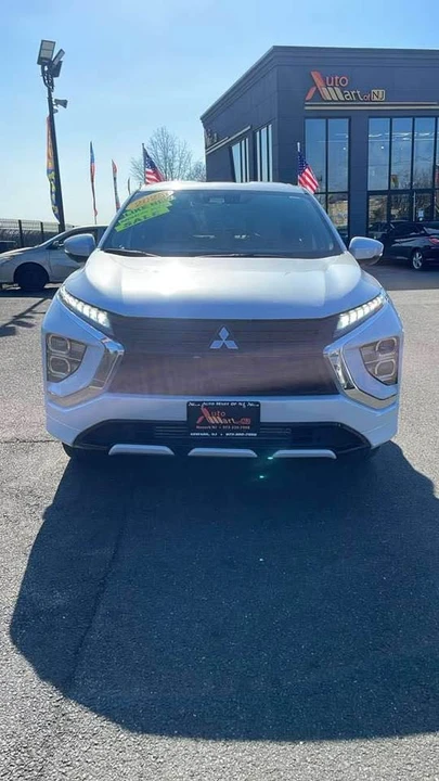 2025 Mitsubishi Eclipse Cross - Image 8 of 10