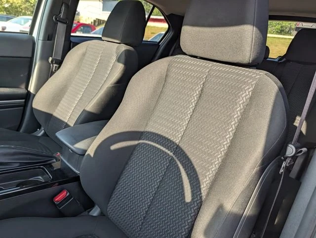2025 Mitsubishi Eclipse Cross - Image 12 of 20