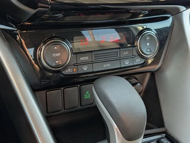 2025 Mitsubishi Eclipse Cross - Image 18 of 20