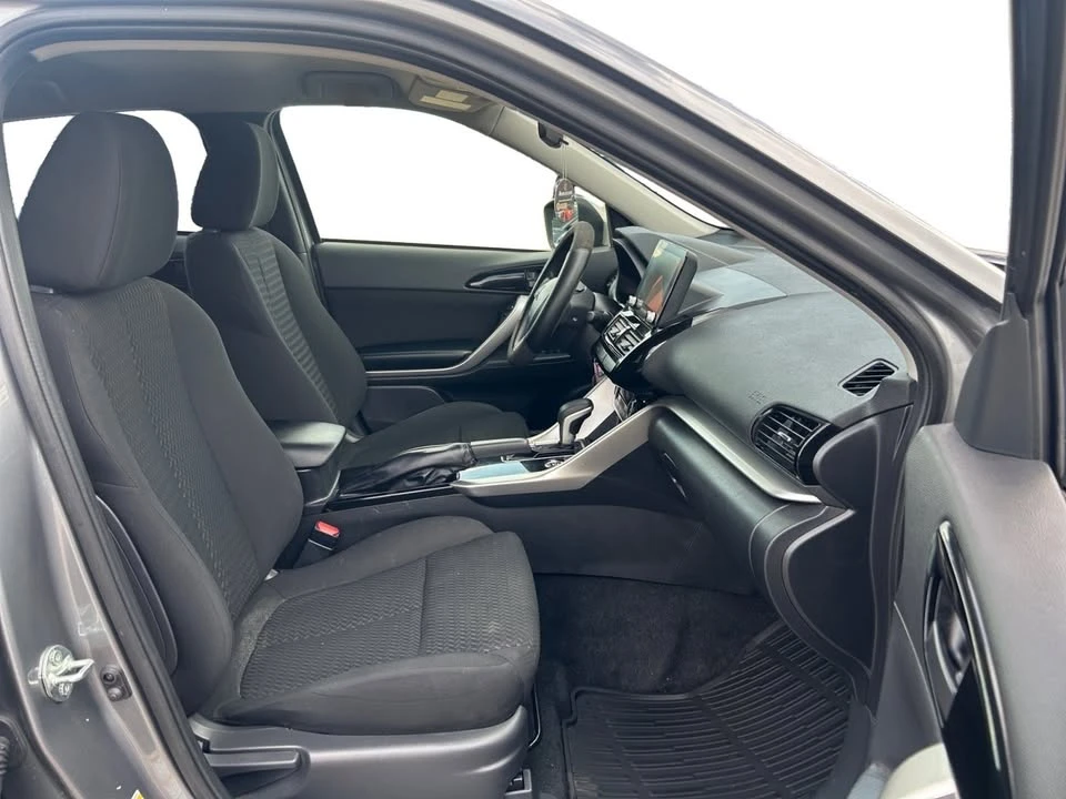 2025 Mitsubishi Eclipse Cross - Image 10 of 11