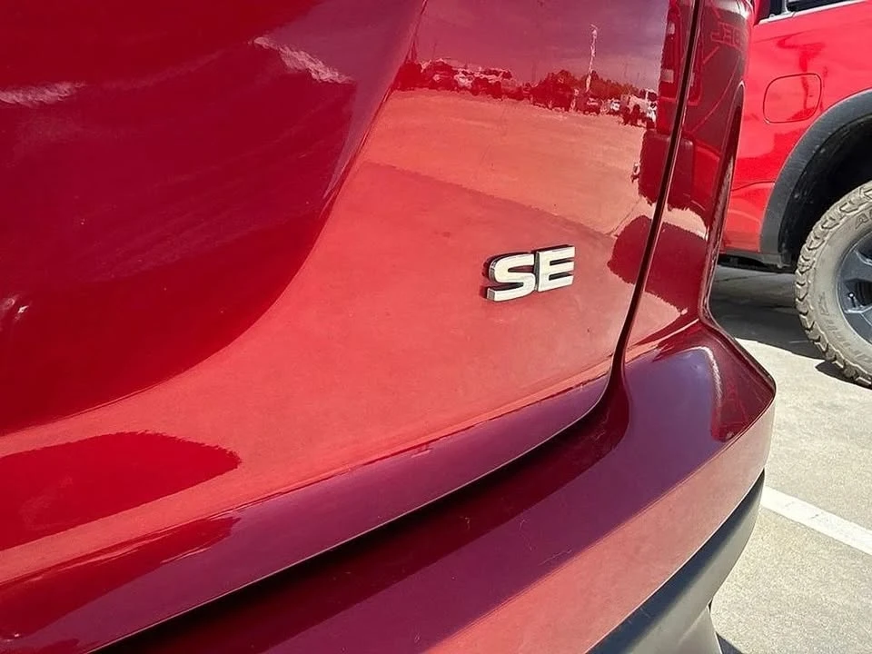 2025 Mitsubishi Eclipse Cross - Image 10 of 20