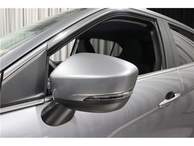 2025 Mitsubishi Eclipse Cross - Image 7 of 16
