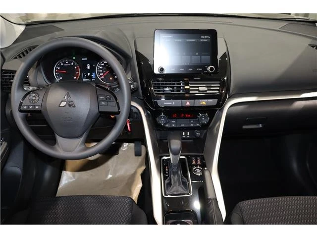 2025 Mitsubishi Eclipse Cross - Image 11 of 16
