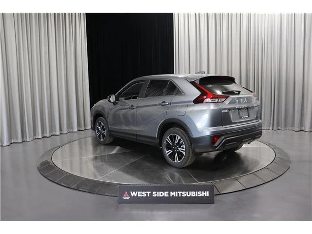 2025 Mitsubishi Eclipse Cross - Image 4 of 16