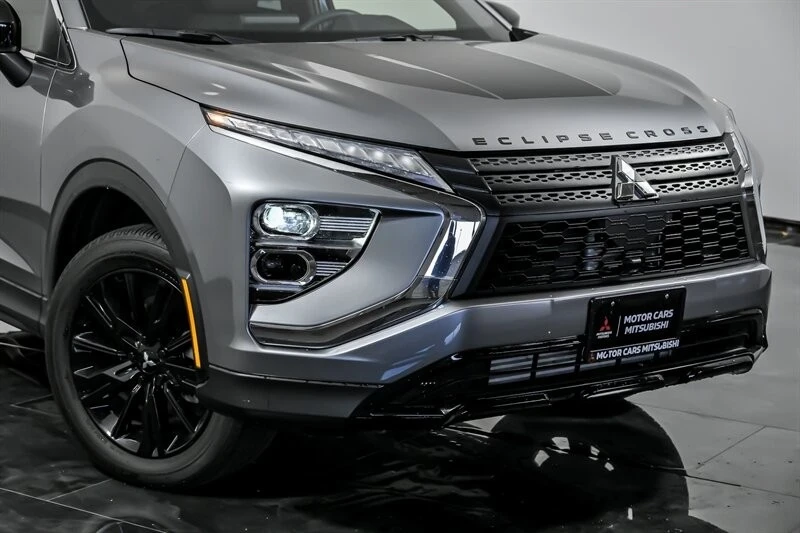 2025 Mitsubishi Eclipse Cross - Image 2 of 20