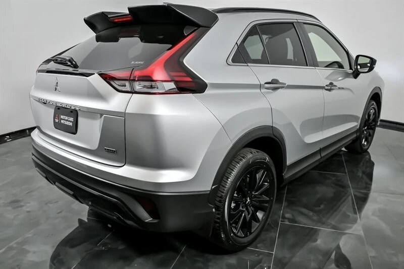 2025 Mitsubishi Eclipse Cross - Image 8 of 21