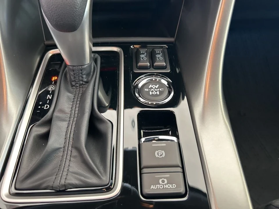 2025 Mitsubishi Eclipse Cross - Image 9 of 21