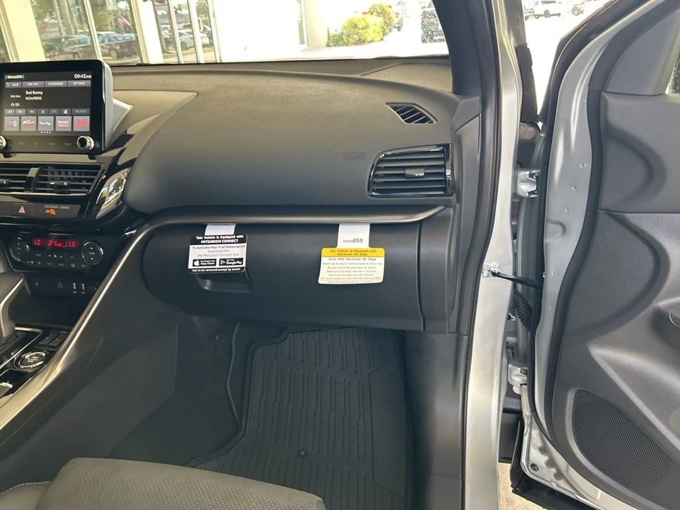 2025 Mitsubishi Eclipse Cross - Image 20 of 21