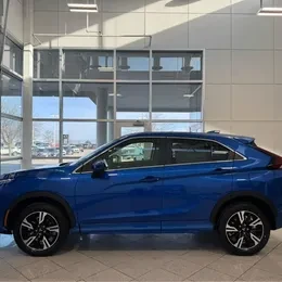 2025 Mitsubishi Eclipse Cross - Image 5 of 13