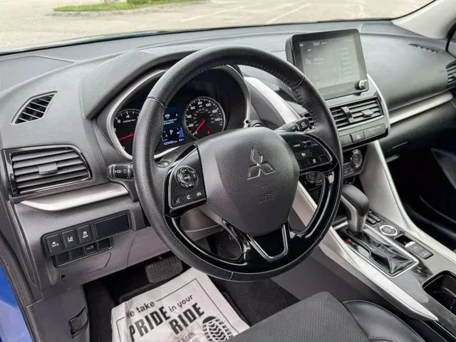 2025 Mitsubishi Eclipse Cross - Image 12 of 20