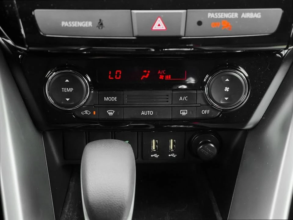 2025 Mitsubishi Eclipse Cross - Image 15 of 20