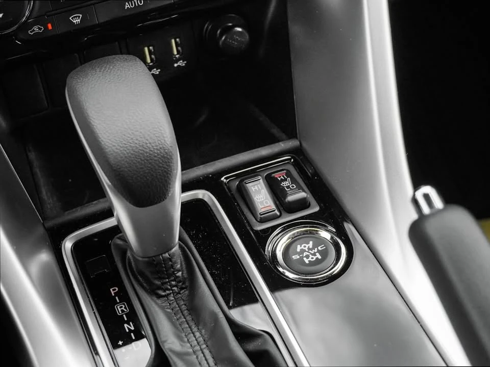 2025 Mitsubishi Eclipse Cross - Image 16 of 20