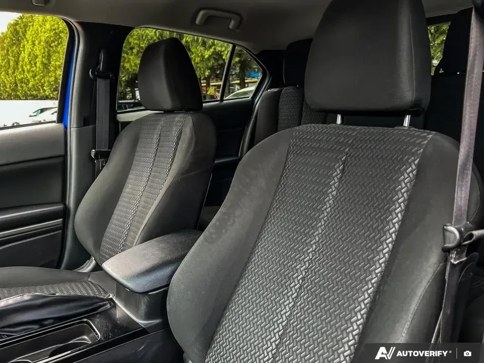 2025 Mitsubishi Eclipse Cross - Image 9 of 17