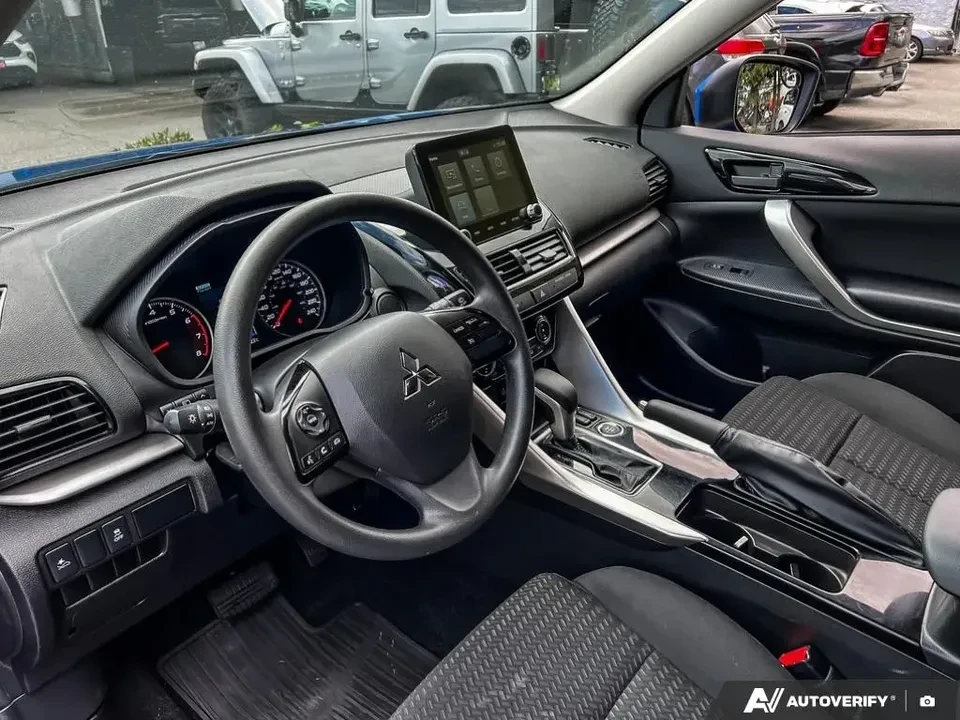 2025 Mitsubishi Eclipse Cross - Image 17 of 17