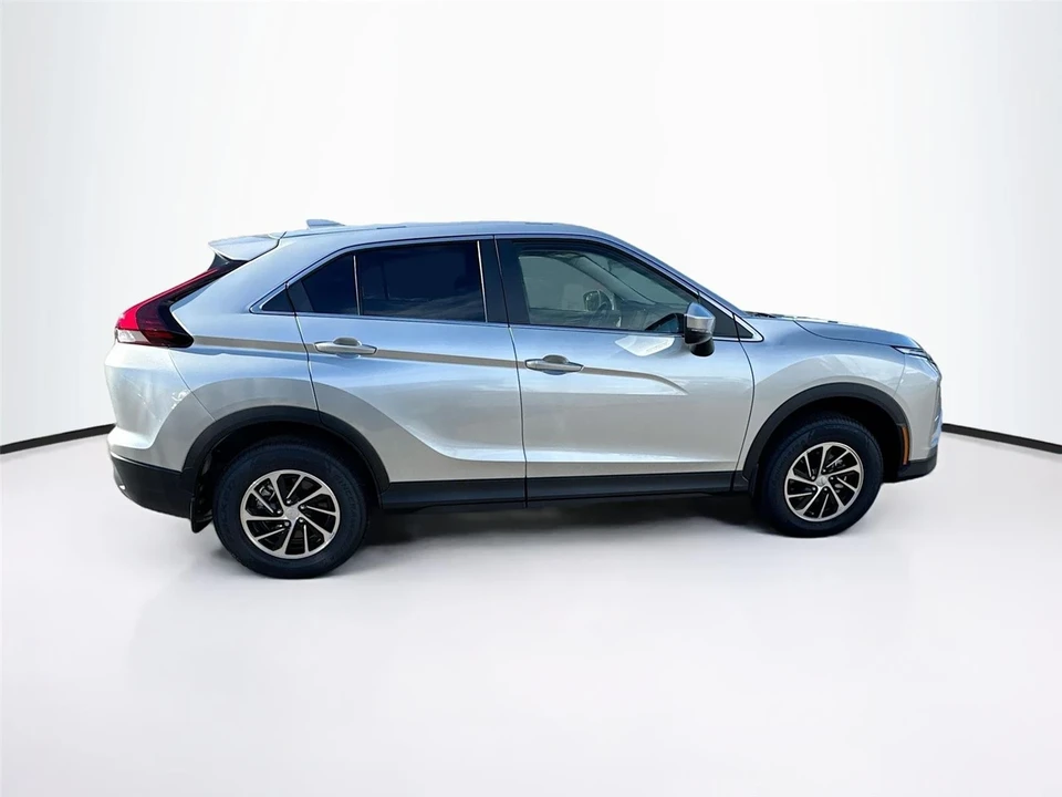 2025 Mitsubishi Eclipse Cross - Image 8 of 21