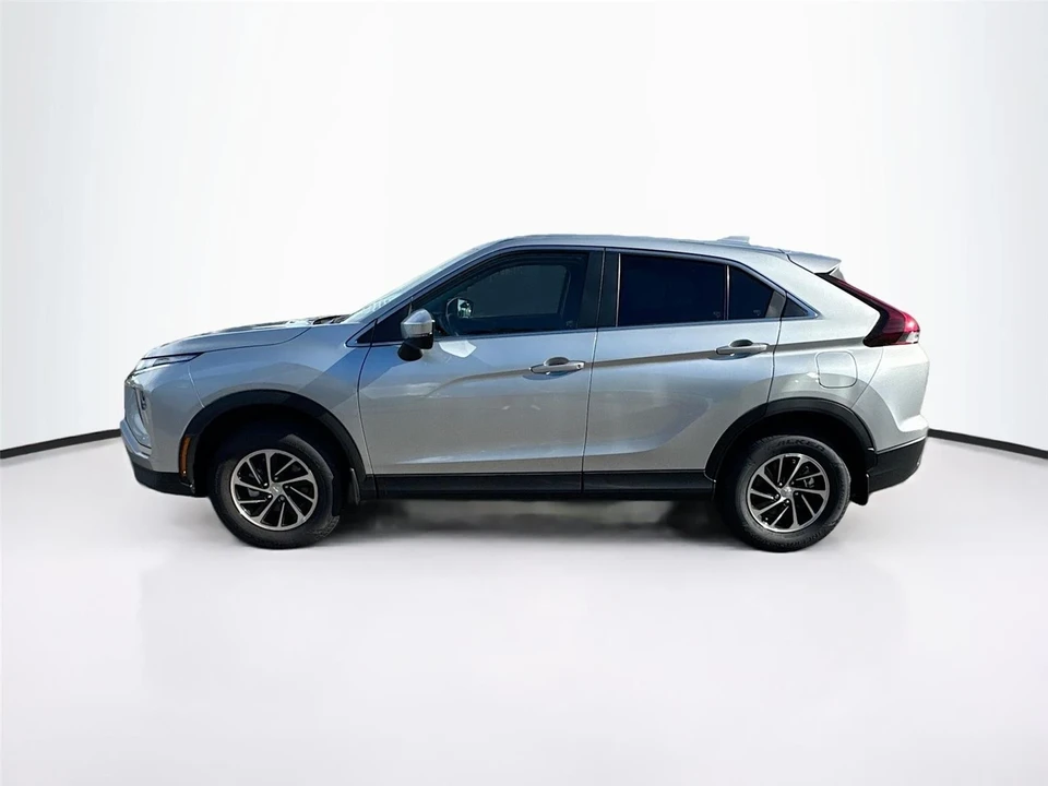 2025 Mitsubishi Eclipse Cross - Image 4 of 21