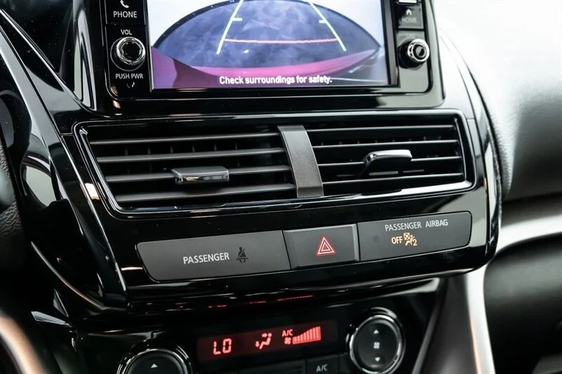 2025 Mitsubishi Eclipse Cross - Image 19 of 21