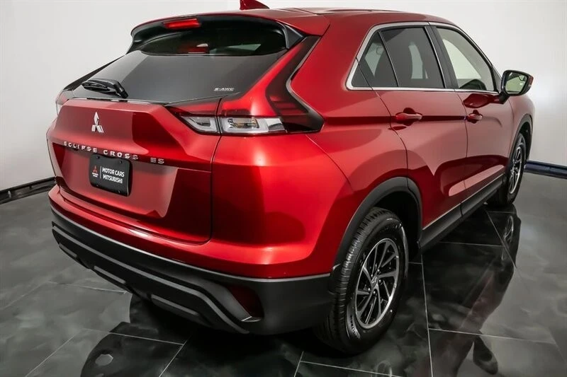 2025 Mitsubishi Eclipse Cross - Image 8 of 21