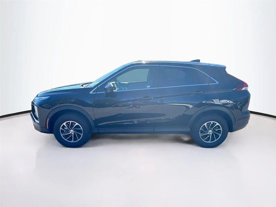 2025 Mitsubishi Eclipse Cross - Image 4 of 21