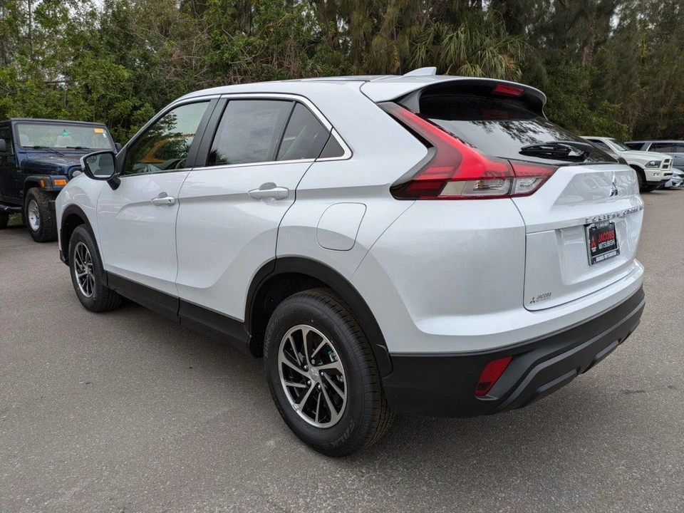 2025 Mitsubishi Eclipse Cross - Image 6 of 21