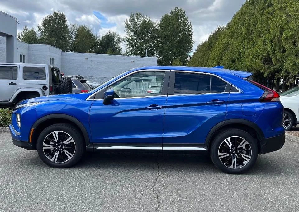 2025 Mitsubishi Eclipse Cross - Image 6 of 13