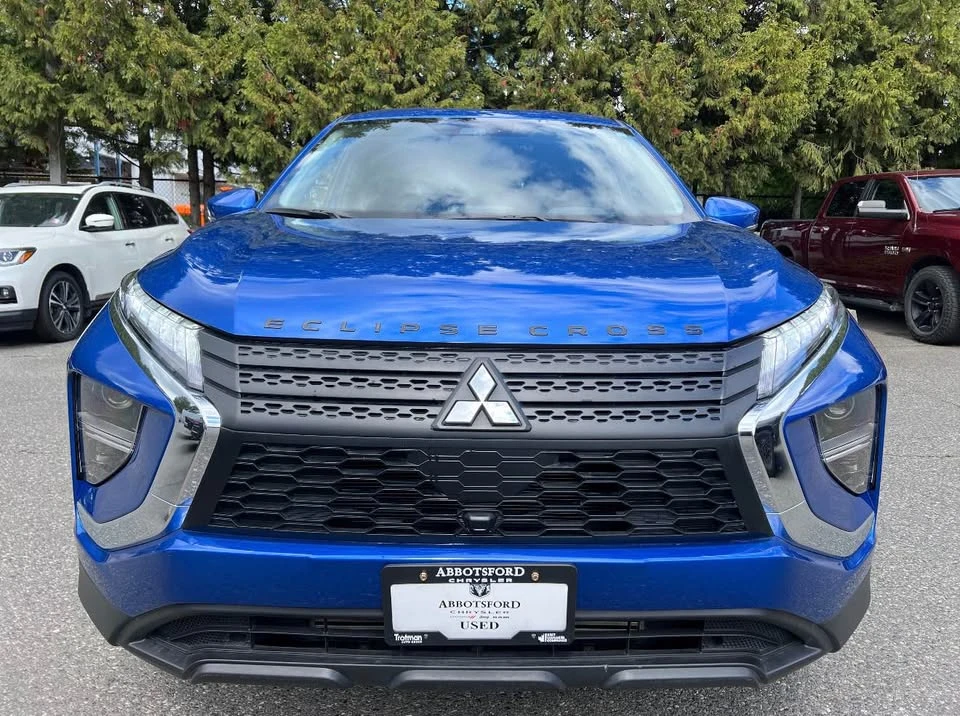 2025 Mitsubishi Eclipse Cross - Image 11 of 13