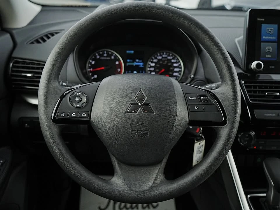 2025 Mitsubishi Eclipse Cross - Image 16 of 20