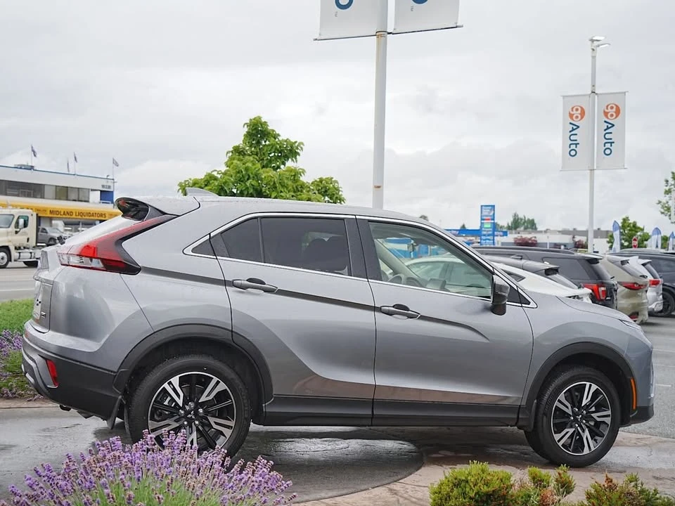 2025 Mitsubishi Eclipse Cross - Image 5 of 20