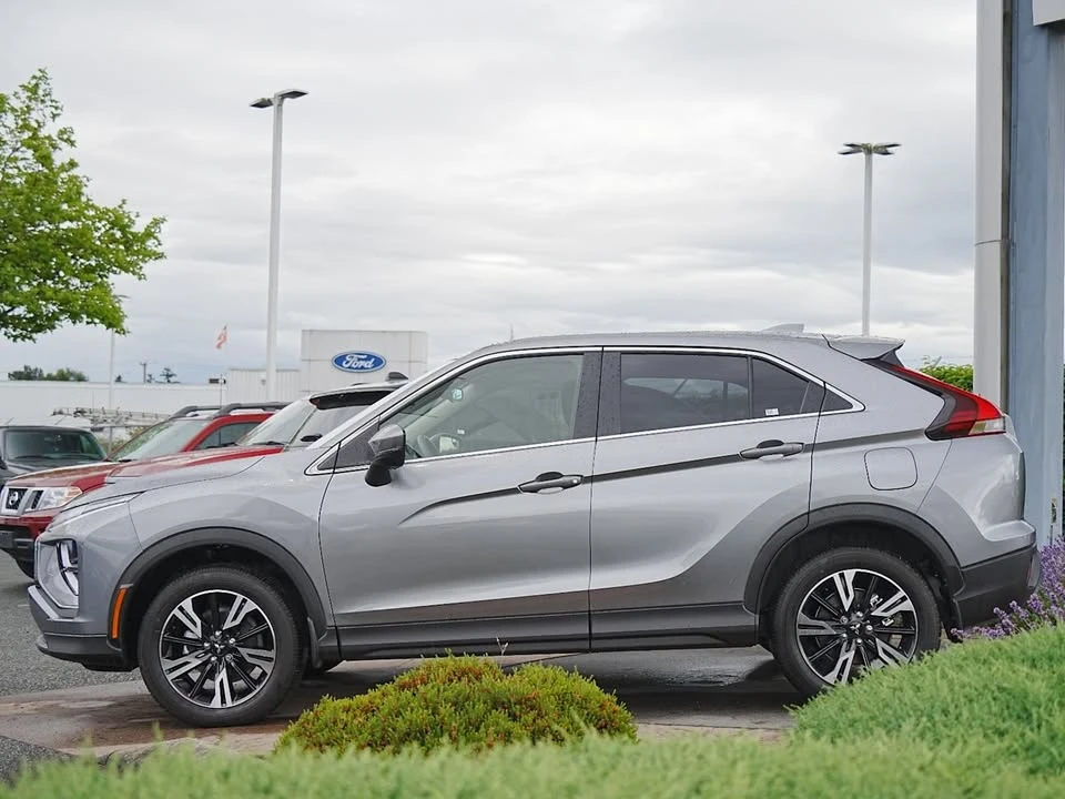 2025 Mitsubishi Eclipse Cross - Image 9 of 20