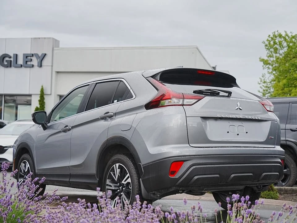 2025 Mitsubishi Eclipse Cross - Image 8 of 20