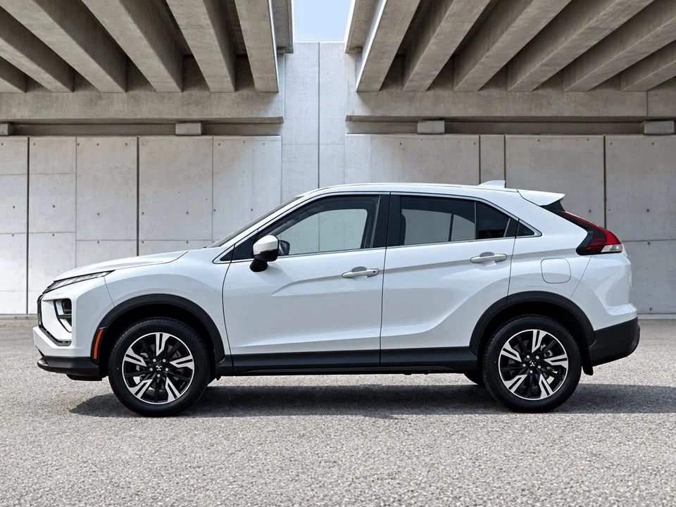 2025 Mitsubishi Eclipse Cross - Image 3 of 10