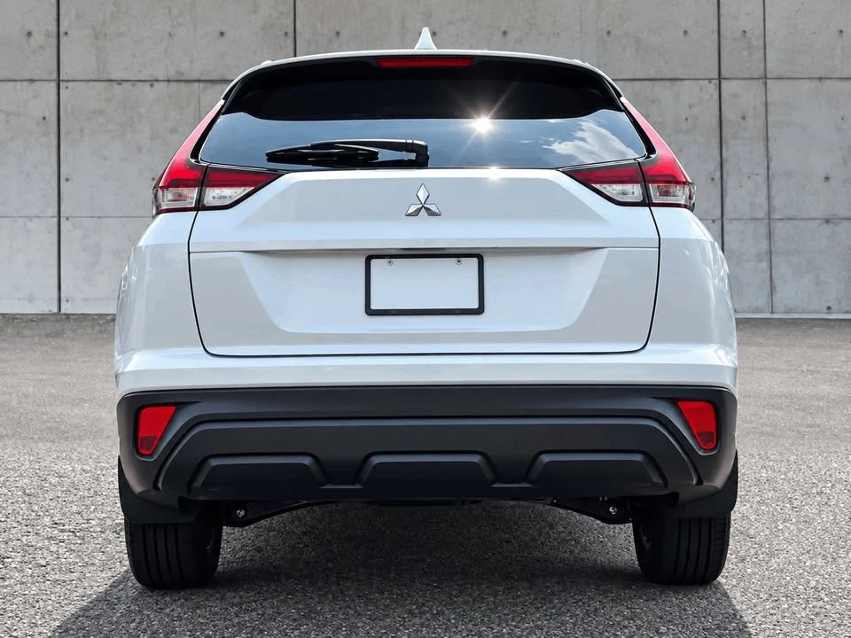 2025 Mitsubishi Eclipse Cross - Image 4 of 10