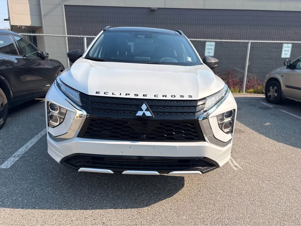 2025 Mitsubishi Eclipse Cross - Image 5 of 13