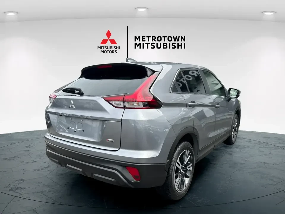 2025 Mitsubishi Eclipse Cross - Image 5 of 14