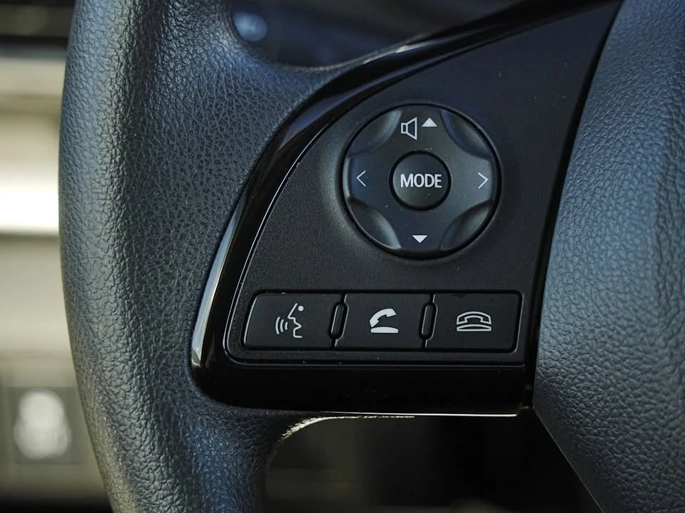 2025 Mitsubishi Eclipse Cross - Image 18 of 20