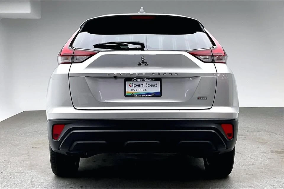 2025 Mitsubishi Eclipse Cross - Image 5 of 20