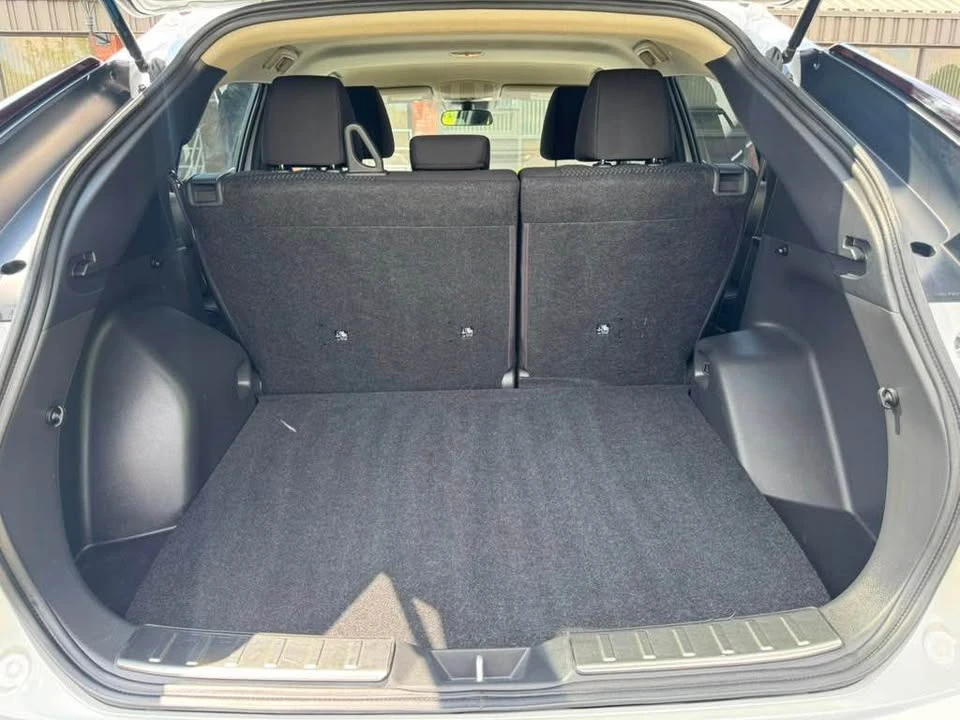 2025 Mitsubishi Eclipse Cross - Image 15 of 20