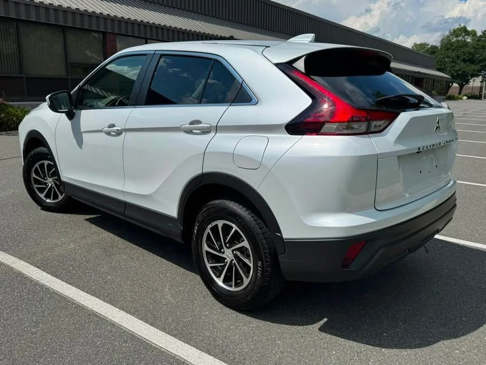 2025 Mitsubishi Eclipse Cross - Image 5 of 20
