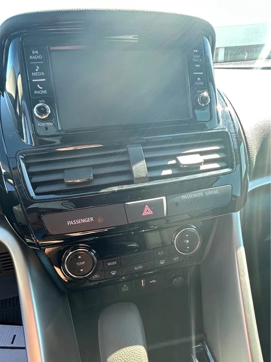 2025 Mitsubishi Eclipse Cross - Image 11 of 14