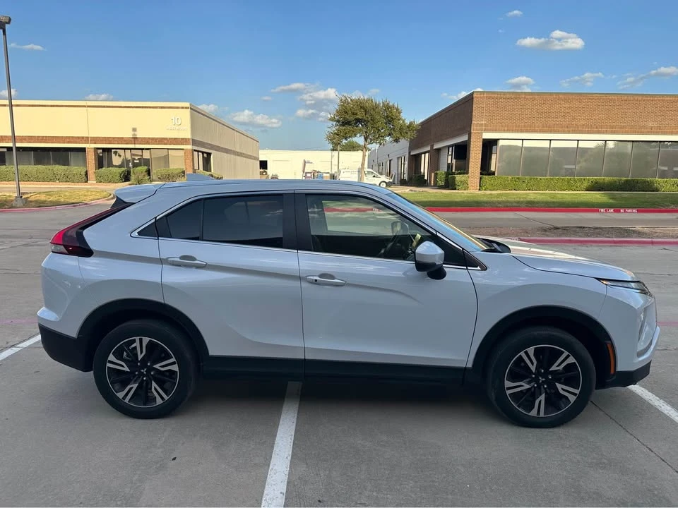 2025 Mitsubishi Eclipse Cross - Image 10 of 20