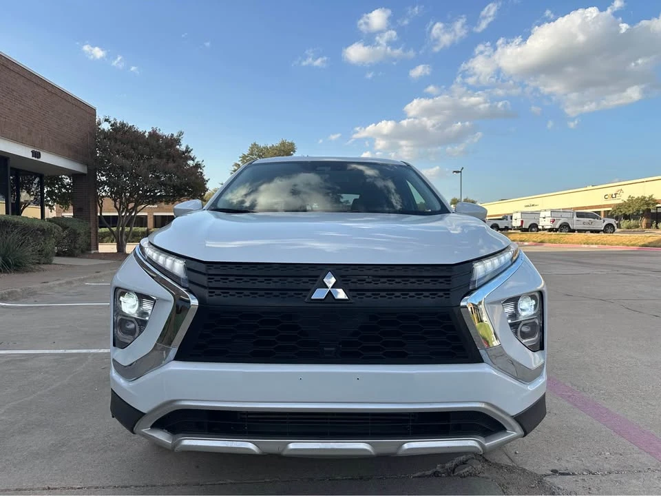 2025 Mitsubishi Eclipse Cross - Image 2 of 20