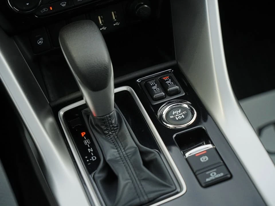 2025 Mitsubishi Eclipse Cross - Image 19 of 20