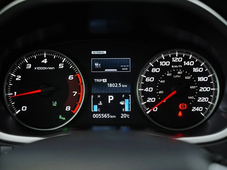 2025 Mitsubishi Eclipse Cross - Image 15 of 20
