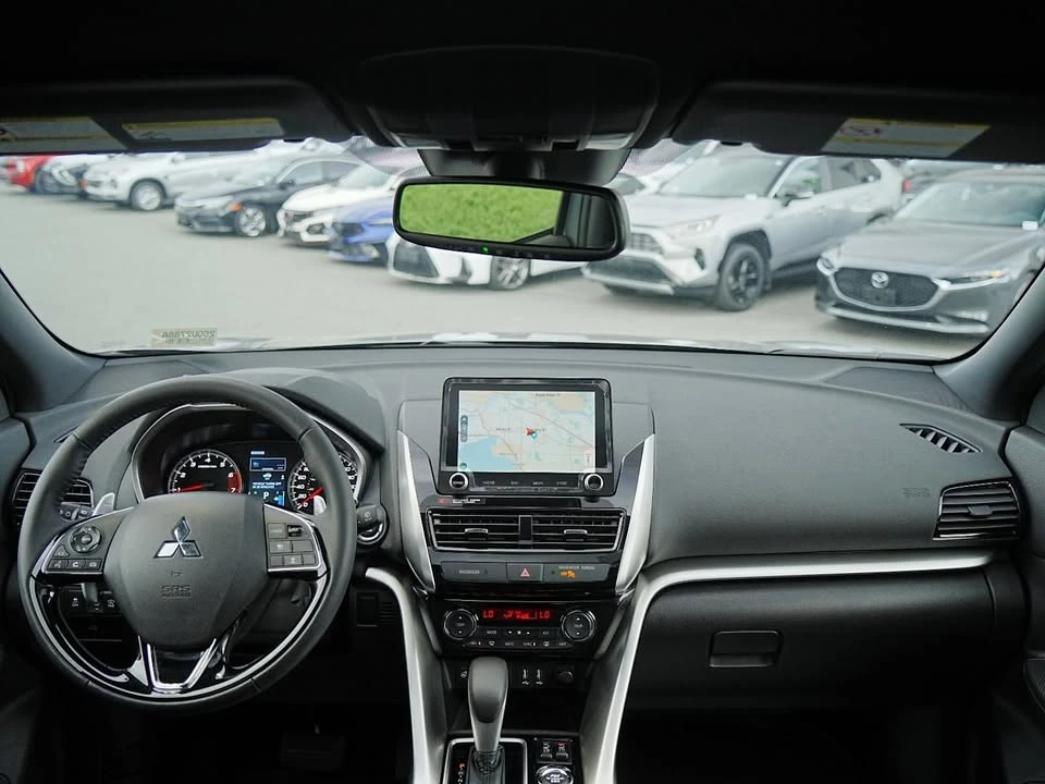 2025 Mitsubishi Eclipse Cross - Image 14 of 20